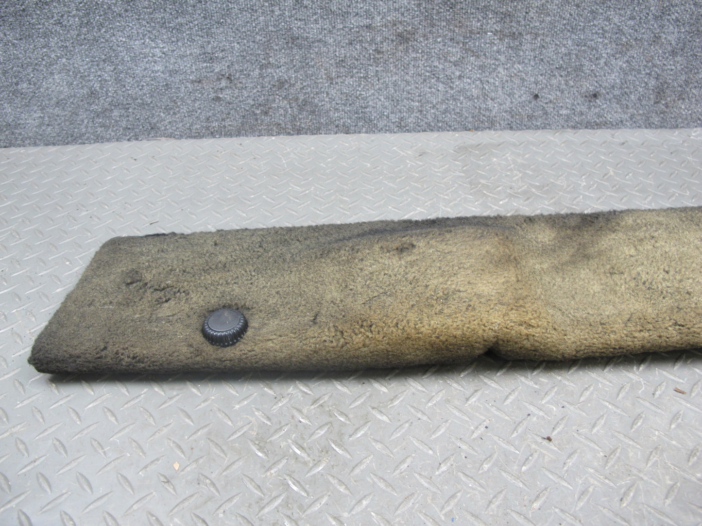 1984-1991 Porsche 928 S Rear Trunk Tool Holder Carpet Cover 92855118105