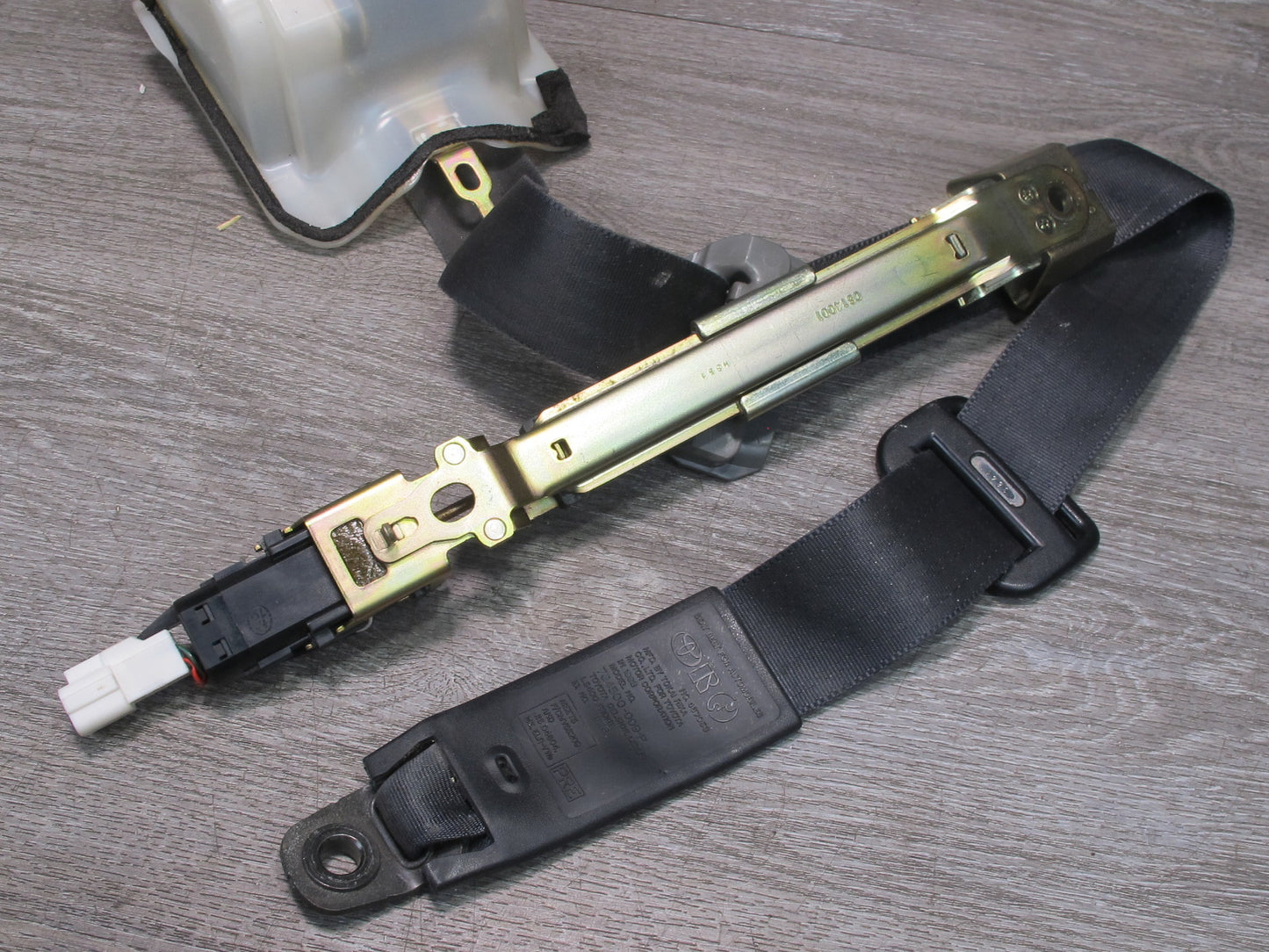 98-00 LEXUS LS400 FRONT RIGHT & LEFT SIDE SEATBELT RETRACTOR SET OEM