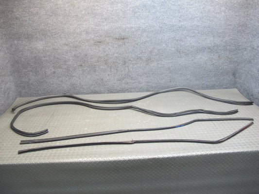 86-91 Mazda RX7 Coupe Set of 4 Left & Right Door Weatherstrip Rubber Seal OEM