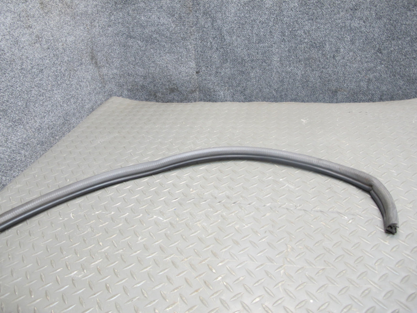86-91 Mazda RX7 Coupe Set of 4 Left & Right Door Weatherstrip Rubber Seal OEM
