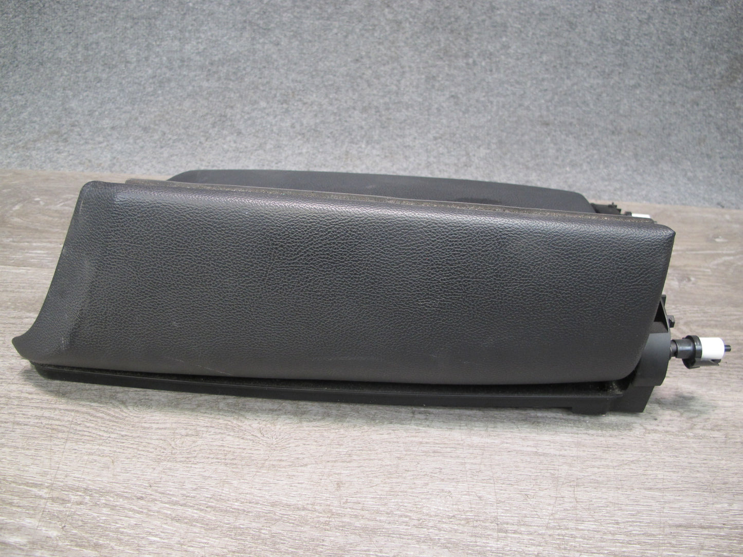 14-19 Maserati Ghibli M157 Front Center Console Armrest Lid Black OEM