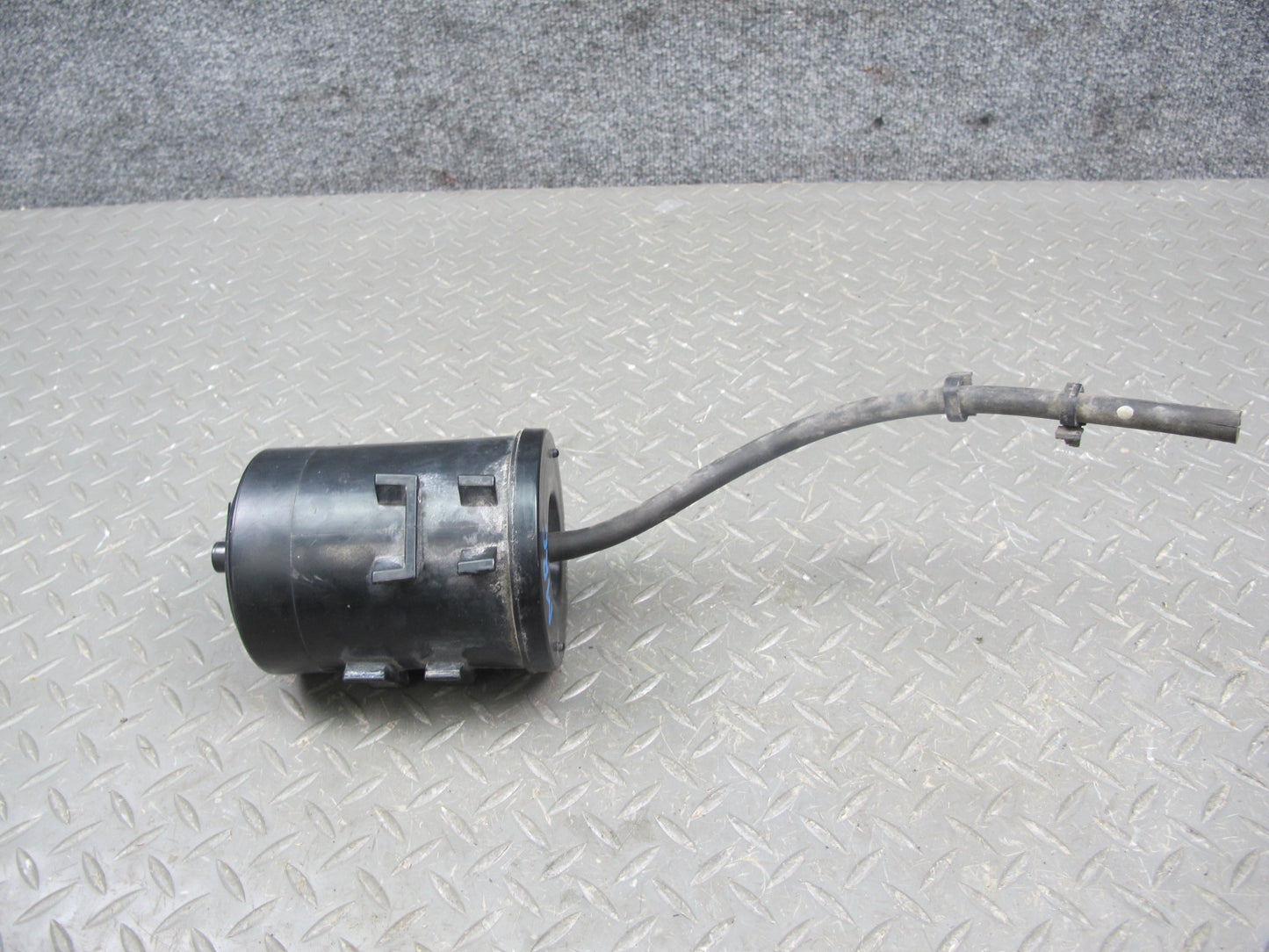 86-91 Mazda RX7 Fuel Evap Vapor Charcoal Canister OEM