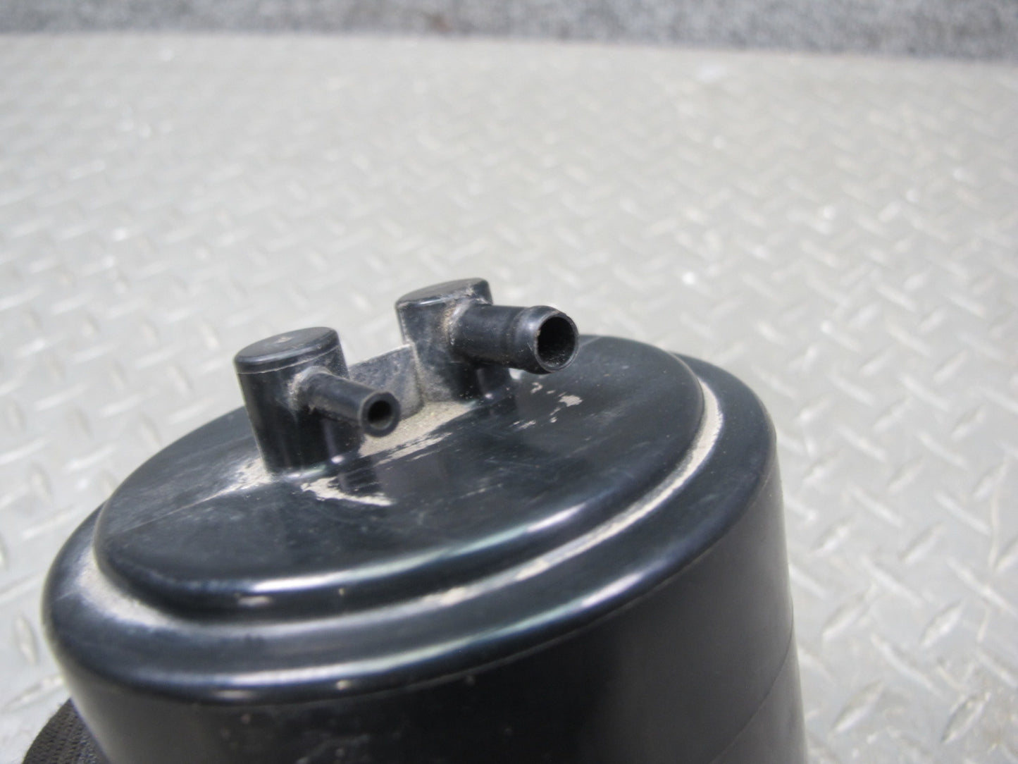 86-91 Mazda RX7 Fuel Evap Vapor Charcoal Canister OEM