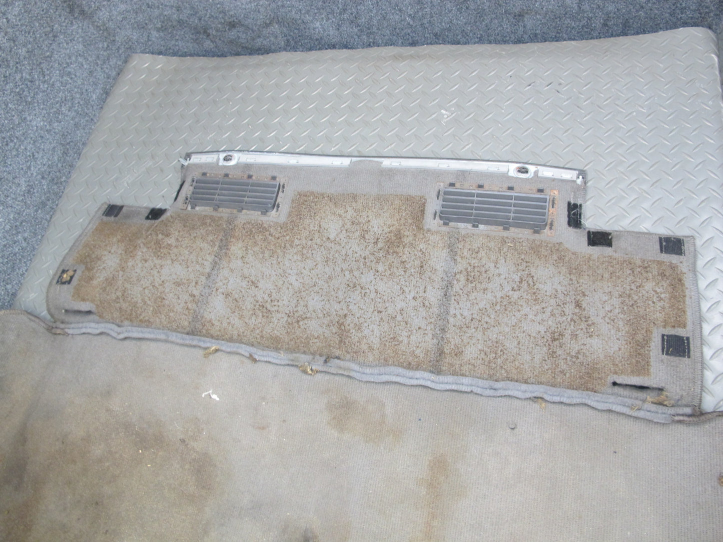 86-91 Mazda RX7 Coupe Rear Trunk Floor MAT Liner Carpet Cover OEM