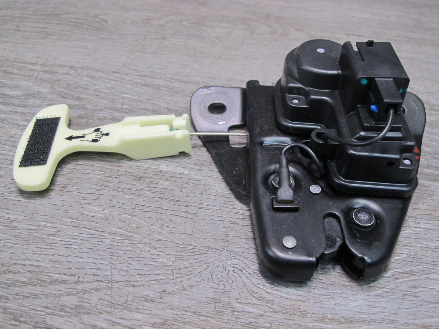 14-19 Maserati Ghibli M157 Rear Trunk Lid Lock Latch Actuator OEM