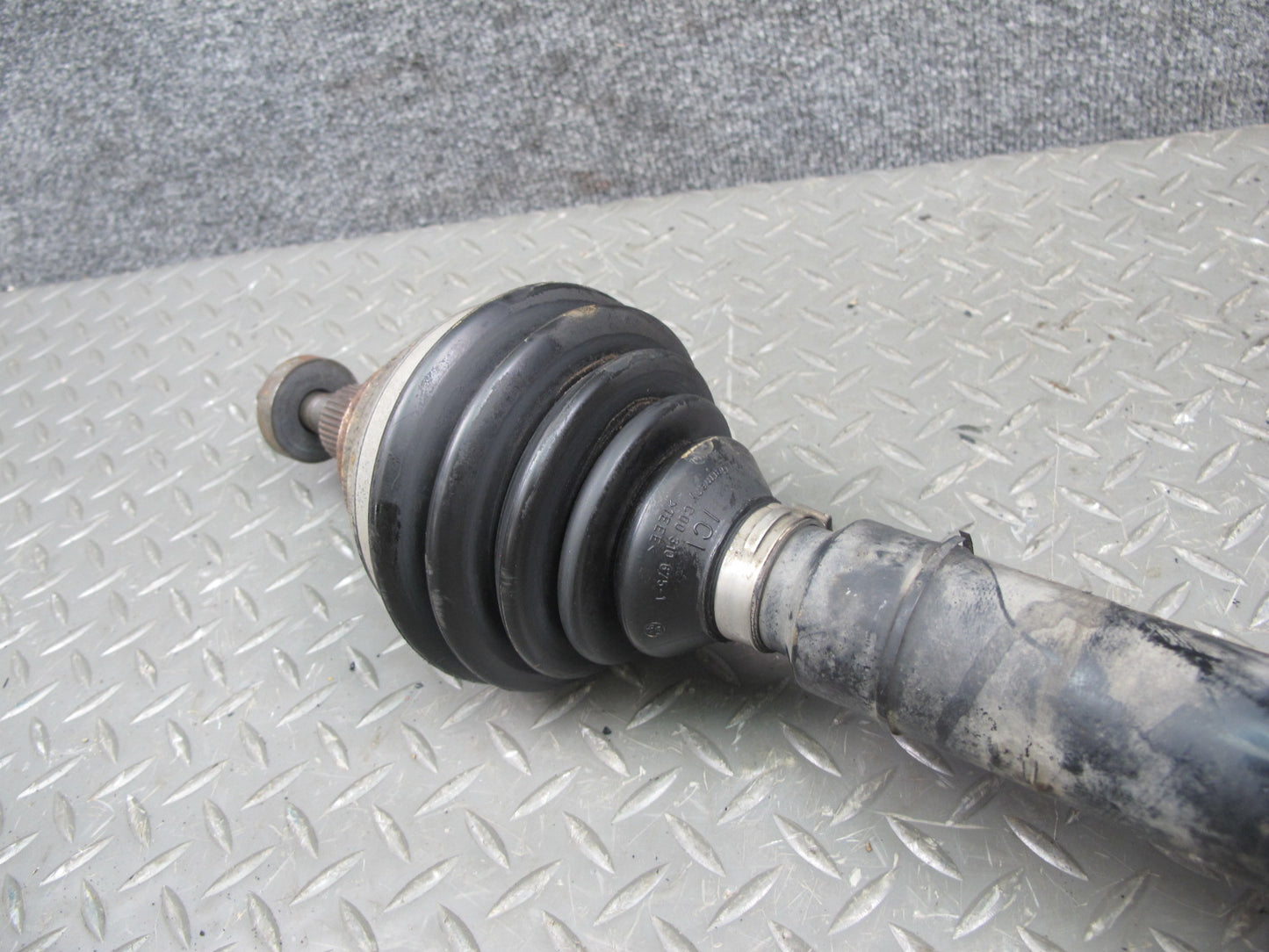 2008 Volkswagen VW Golf R32 MK5 VR6 A/T Front Right Axle Shaft OEM