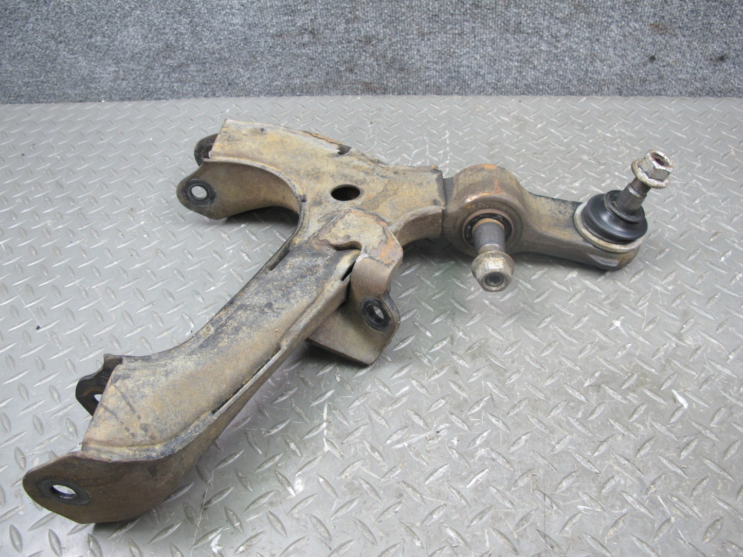 03-06 Chevrolet SSR Set of 2 Front Right Upper & Lower Control Arm OEM