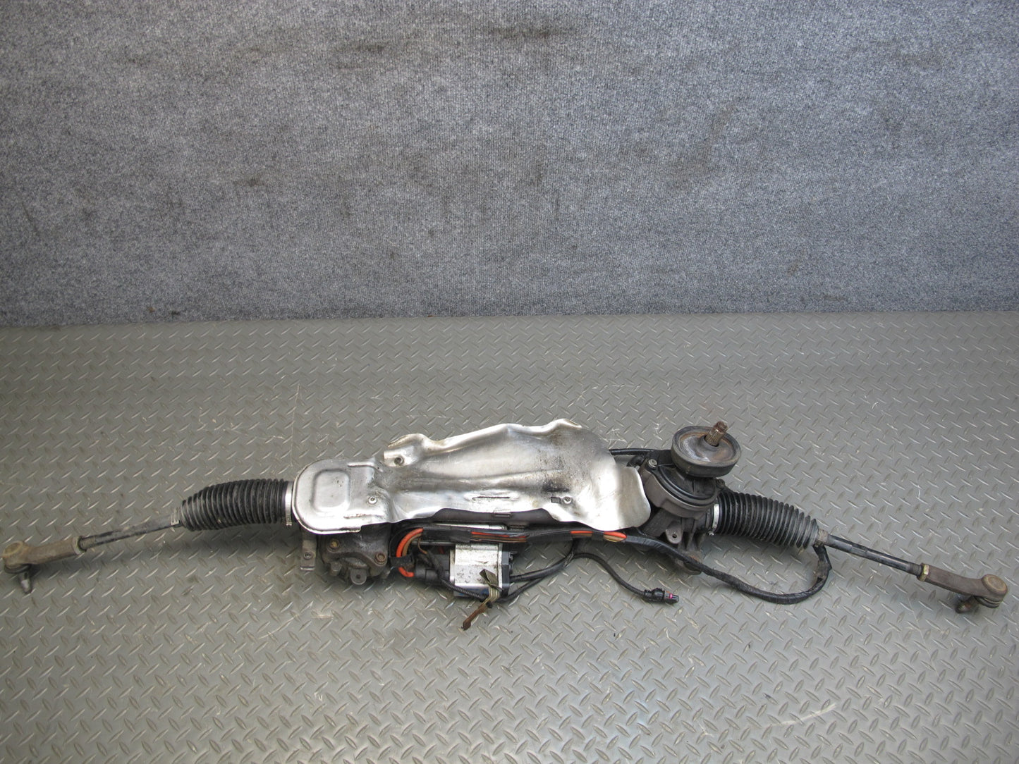 05-09 VW R32 GTI Rabbit Jetta Passat EOS Power Steering Gear Rack & Pinion OEM