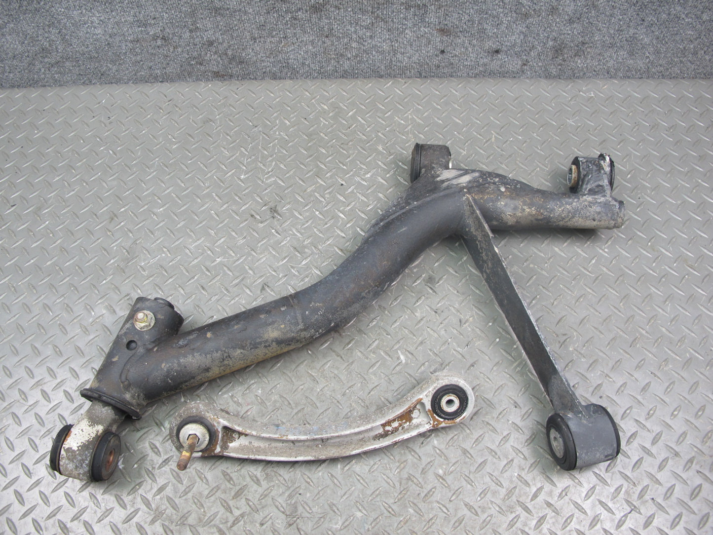 1978-1995 Porsche 928 S Rear Left Driver Side Upper & Lower Control Arm Set of 2