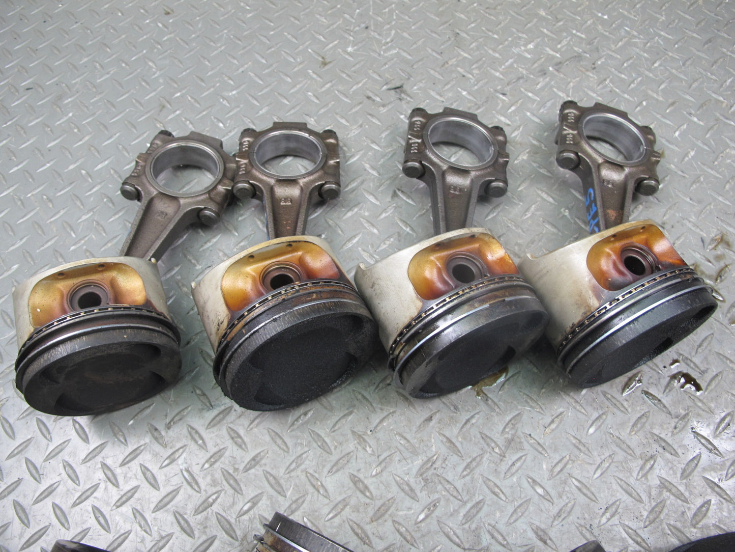 1987-1991 Porsche 928 S4 5.0L Engine Piston Connecting Rod Set of 8 115K Miles