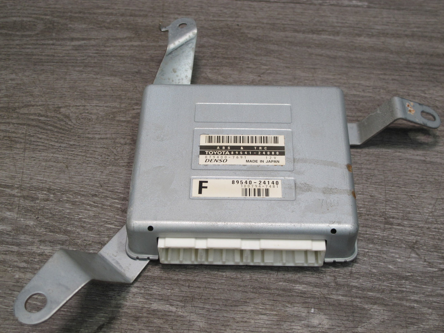 98-00 Lexus UZZ30L SC300 SC400 ABS TRC Traction Control Module 89541-24080 OEM
