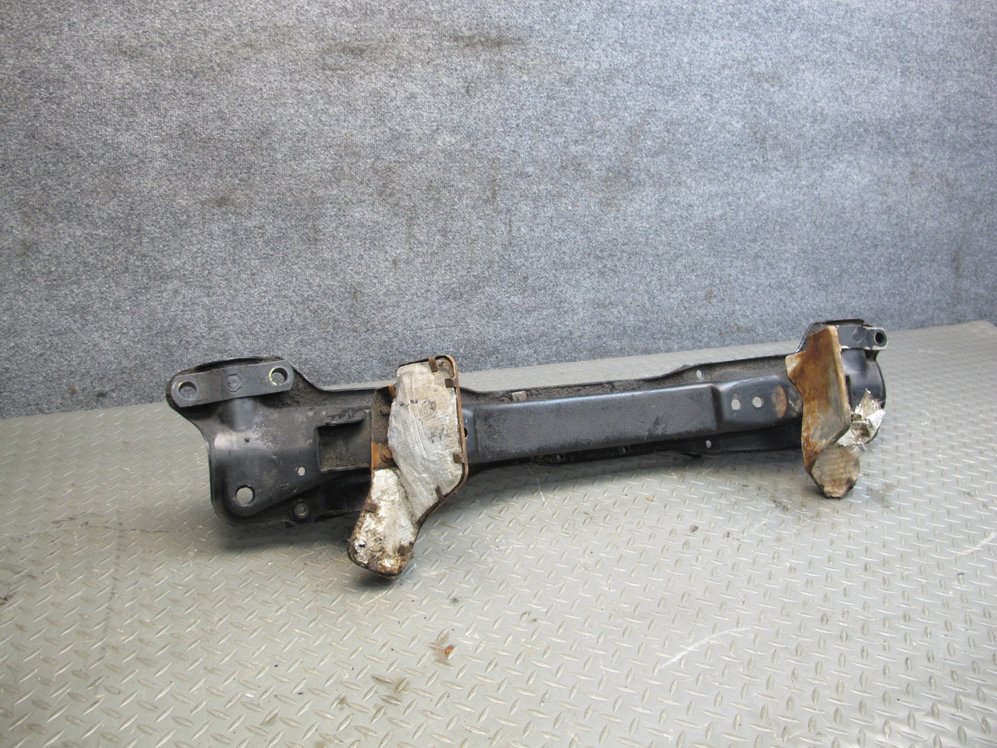 1983-1991 Porsche 928 S Front Engine Sub Frame Suspension Crossmember Carrier