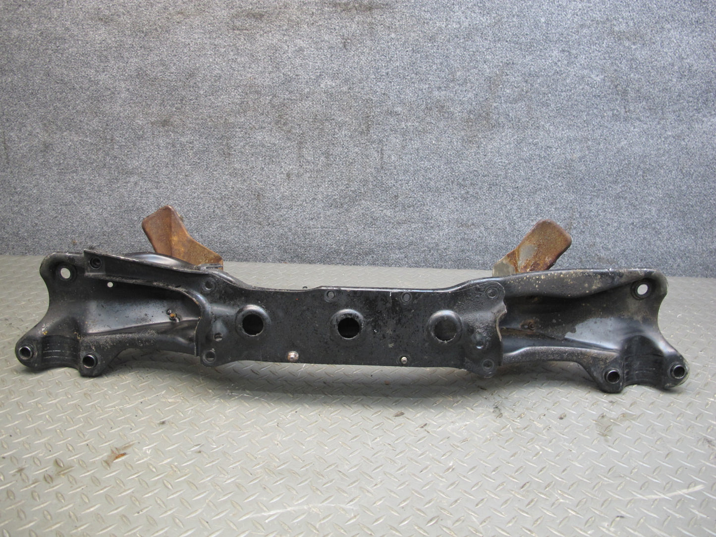 1983-1991 Porsche 928 S Front Engine Sub Frame Suspension Crossmember Carrier