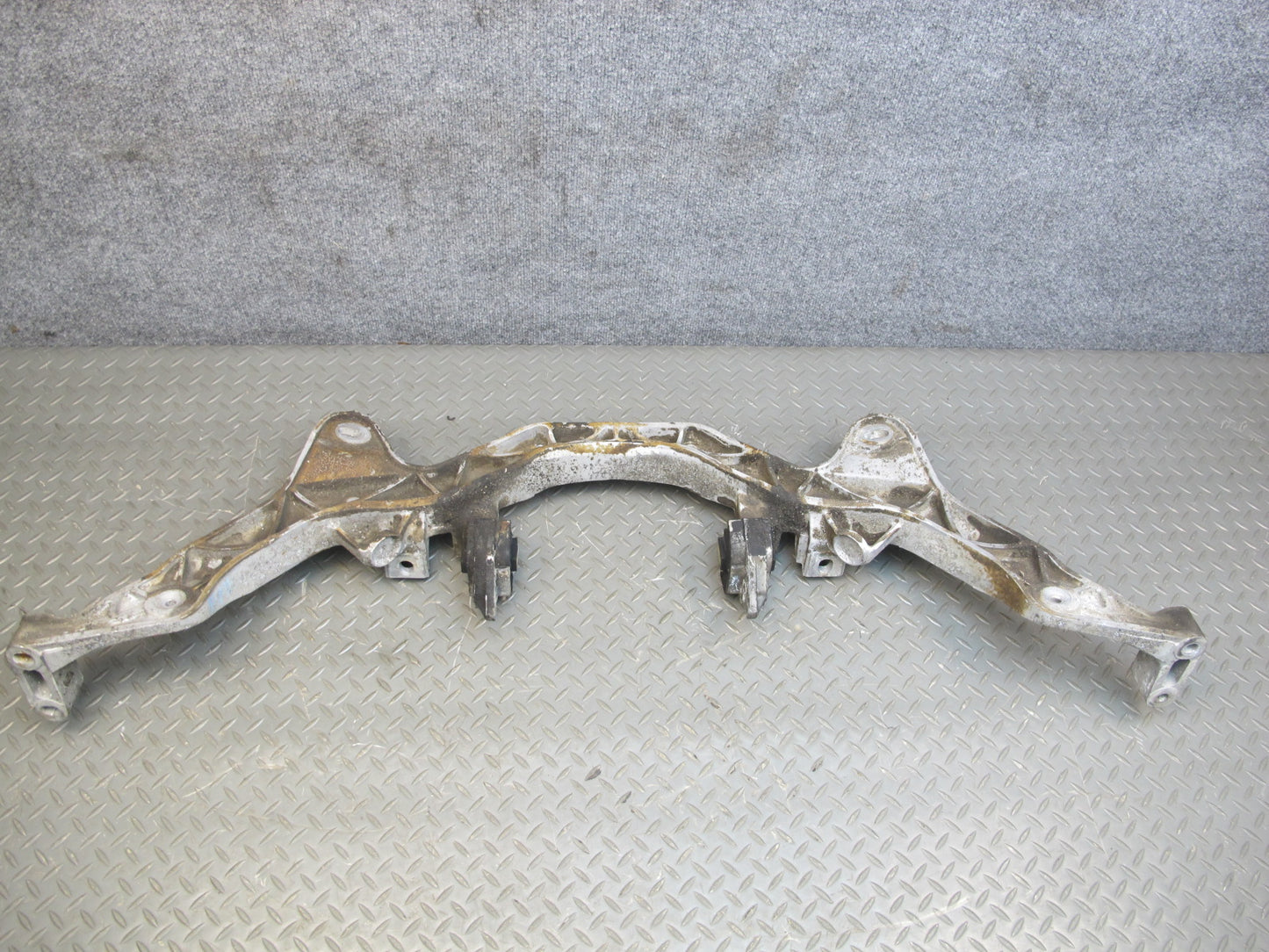 1983-1995 Porsche 928 S A/T Rear Engine Sub Frame Suspension Crossmember Carrier