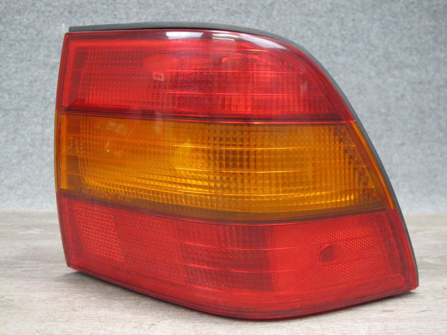 95-97 Lexus UCF20L LS400 Rear Right Outer Tail Light Lamp OEM