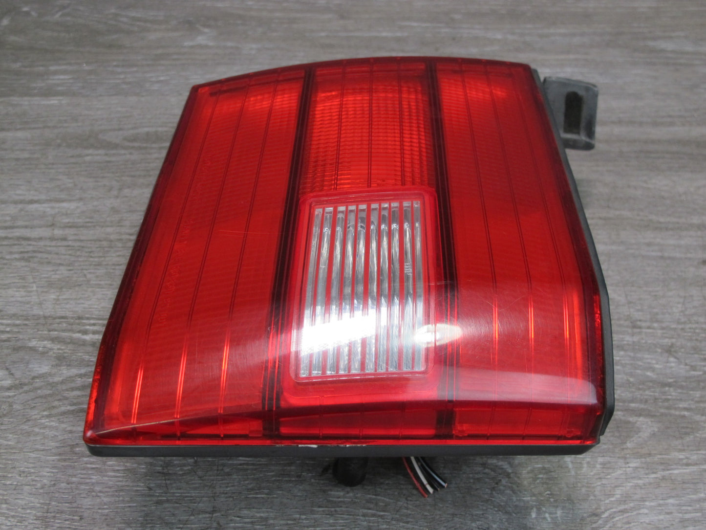 95-97 Lexus UCF20L LS400 Rear Left Inner Tail Light Lamp OEM