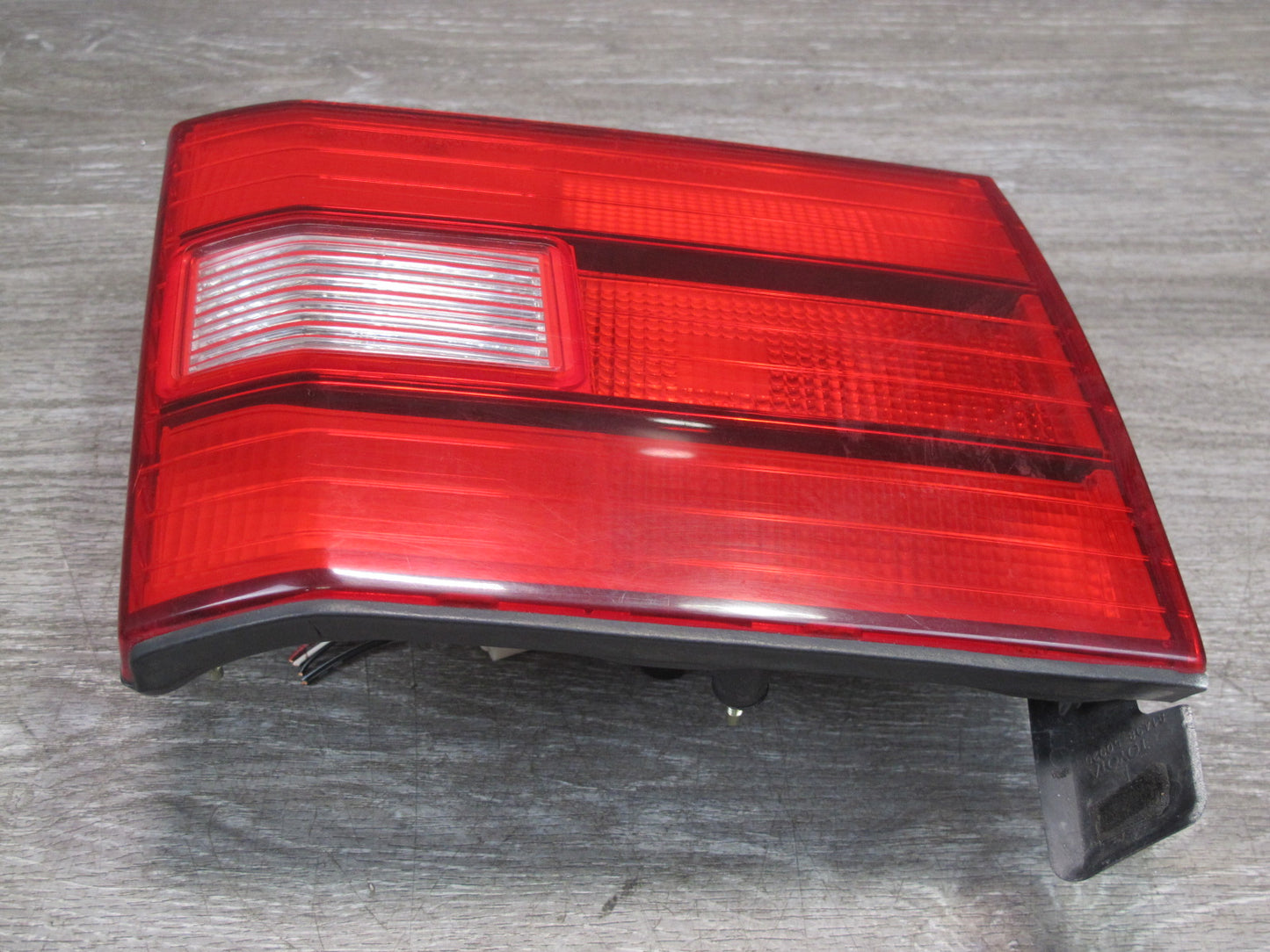 95-97 Lexus UCF20L LS400 Rear Left Inner Tail Light Lamp OEM