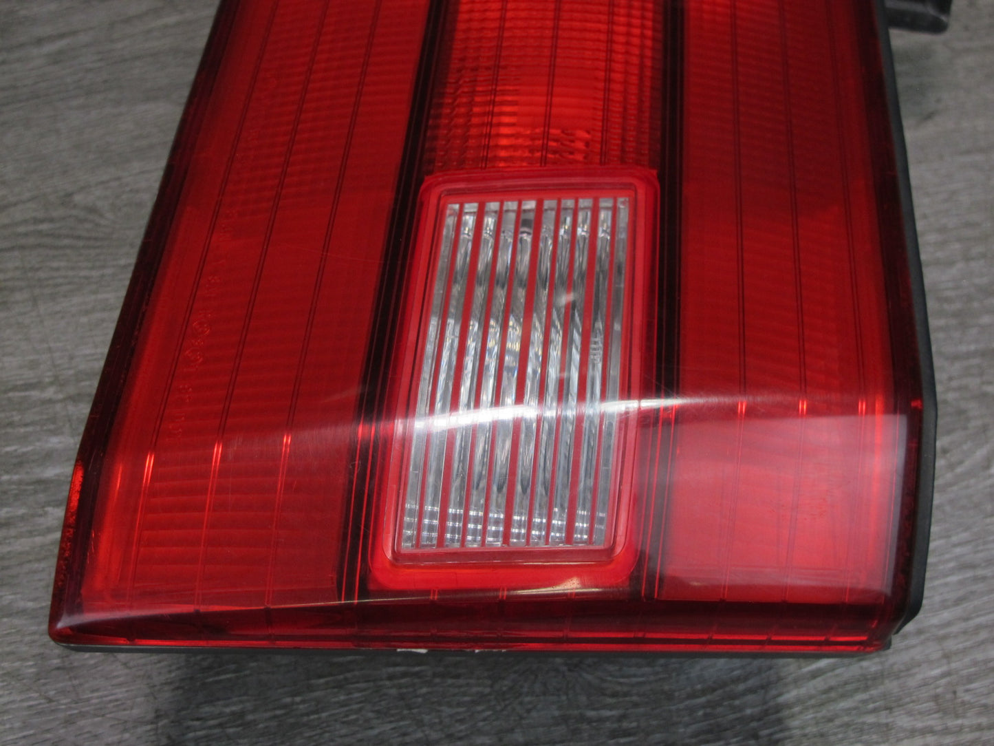 95-97 Lexus UCF20L LS400 Rear Left Inner Tail Light Lamp OEM