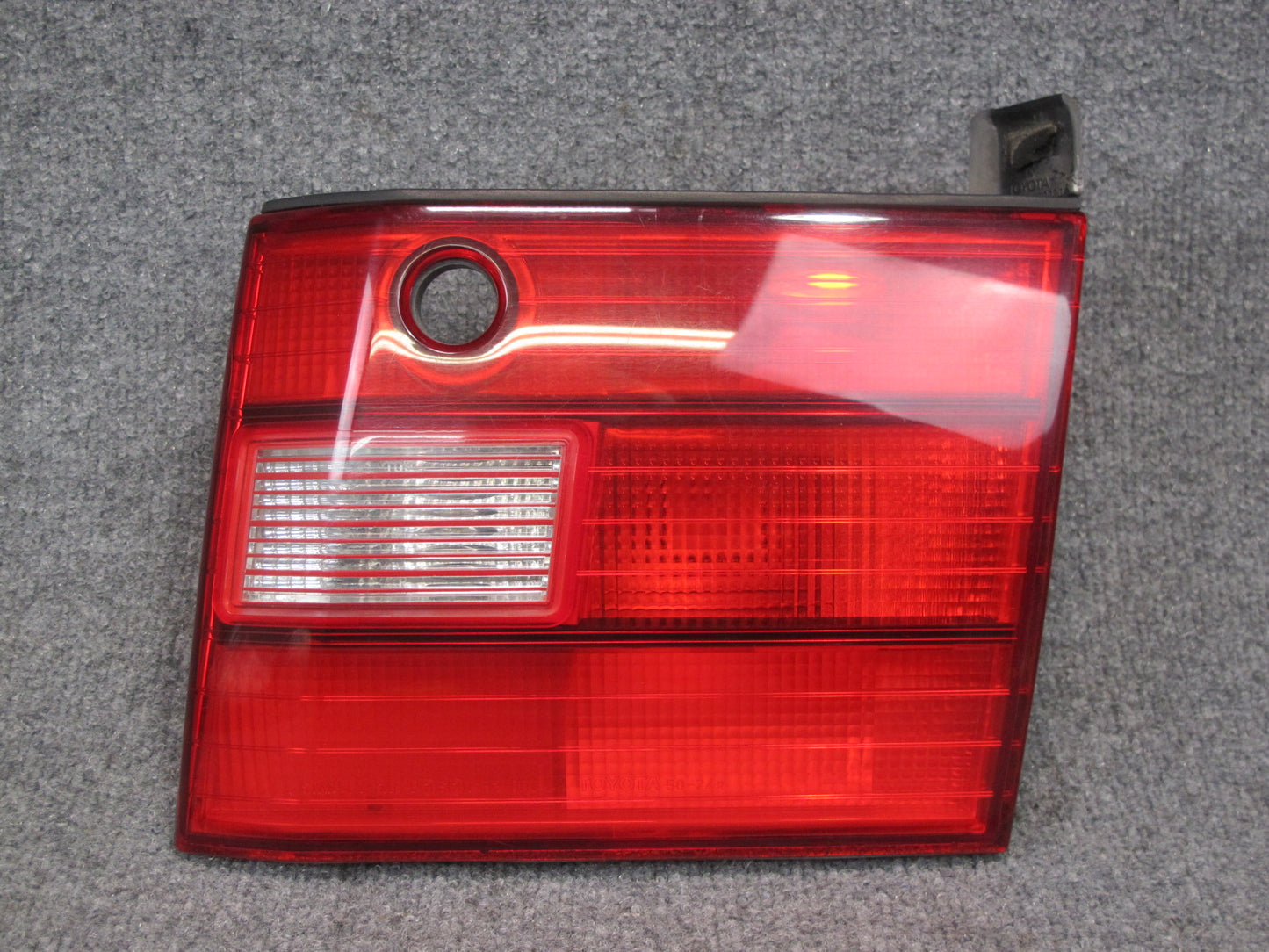 95-97 Lexus UCF20L LS400 Rear Right Inner Tail Light Lamp OEM