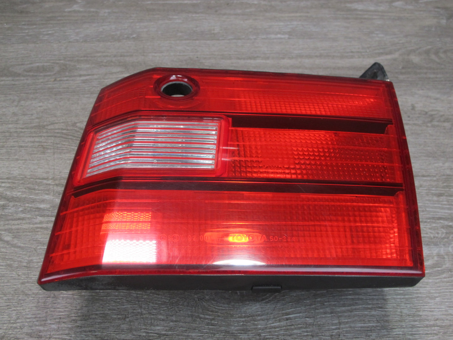 95-97 Lexus UCF20L LS400 Rear Right Inner Tail Light Lamp OEM