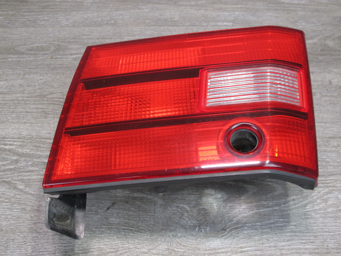 95-97 Lexus UCF20L LS400 Rear Right Inner Tail Light Lamp OEM