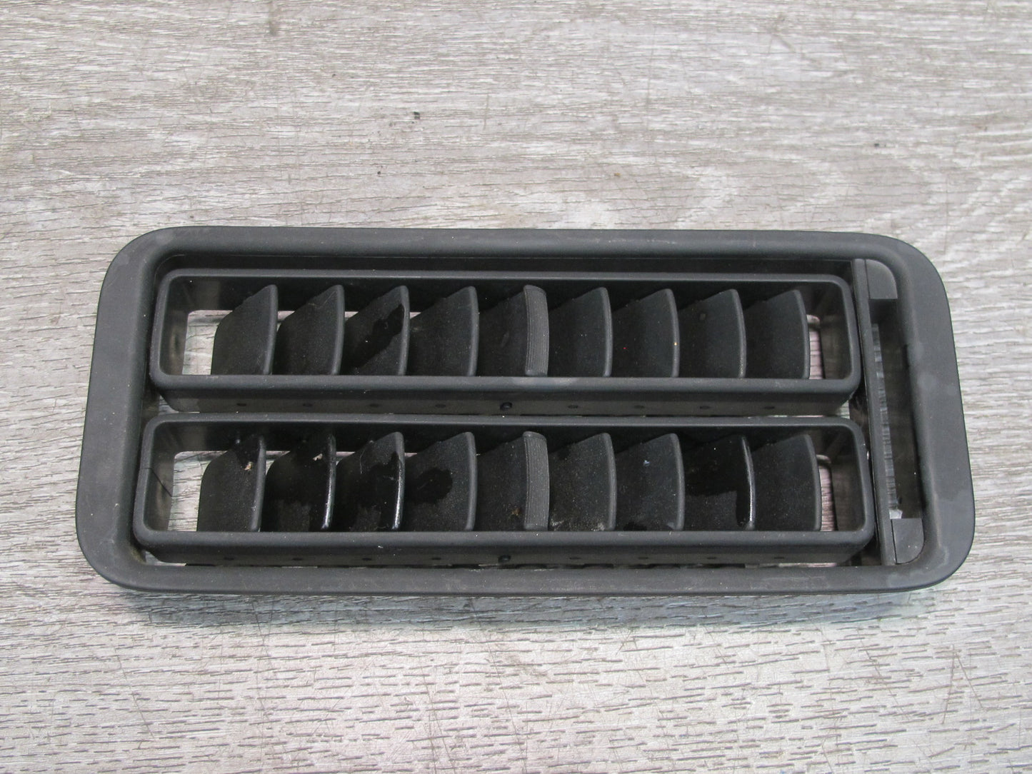 1984-1986 Porsche 928 S Center Console Left Right Door Air Vent Grille Set of 3