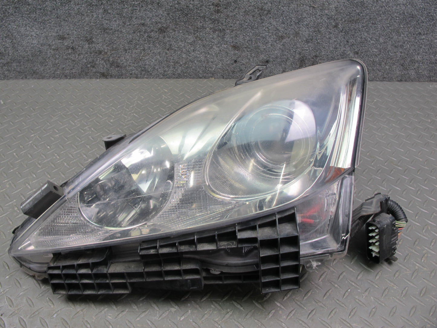 2010 Lexus IS350 IS250 Conv Front Left Xenon HID Headlight Lamp w Ballast OEM