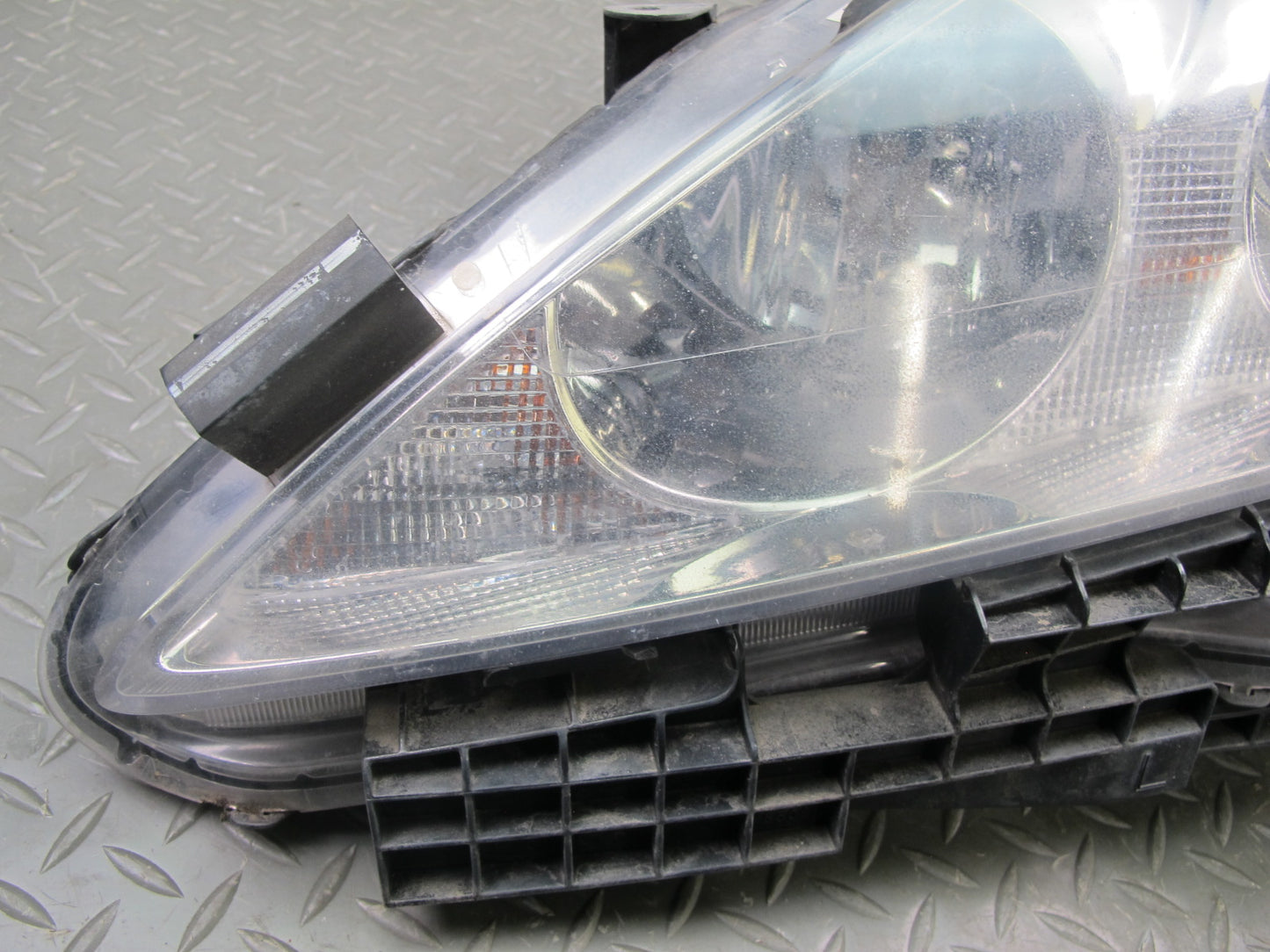 2010 Lexus IS350 IS250 Conv Front Left Xenon HID Headlight Lamp w Ballast OEM