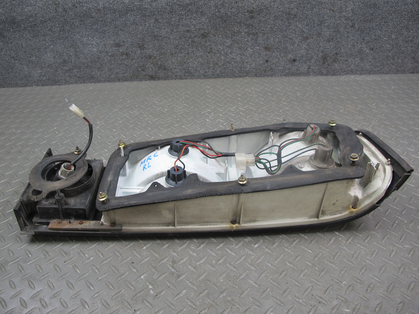 86-88 Mazda RX7 FC3S Coupe Rear Left Tail Light Lamp Assembly OEM