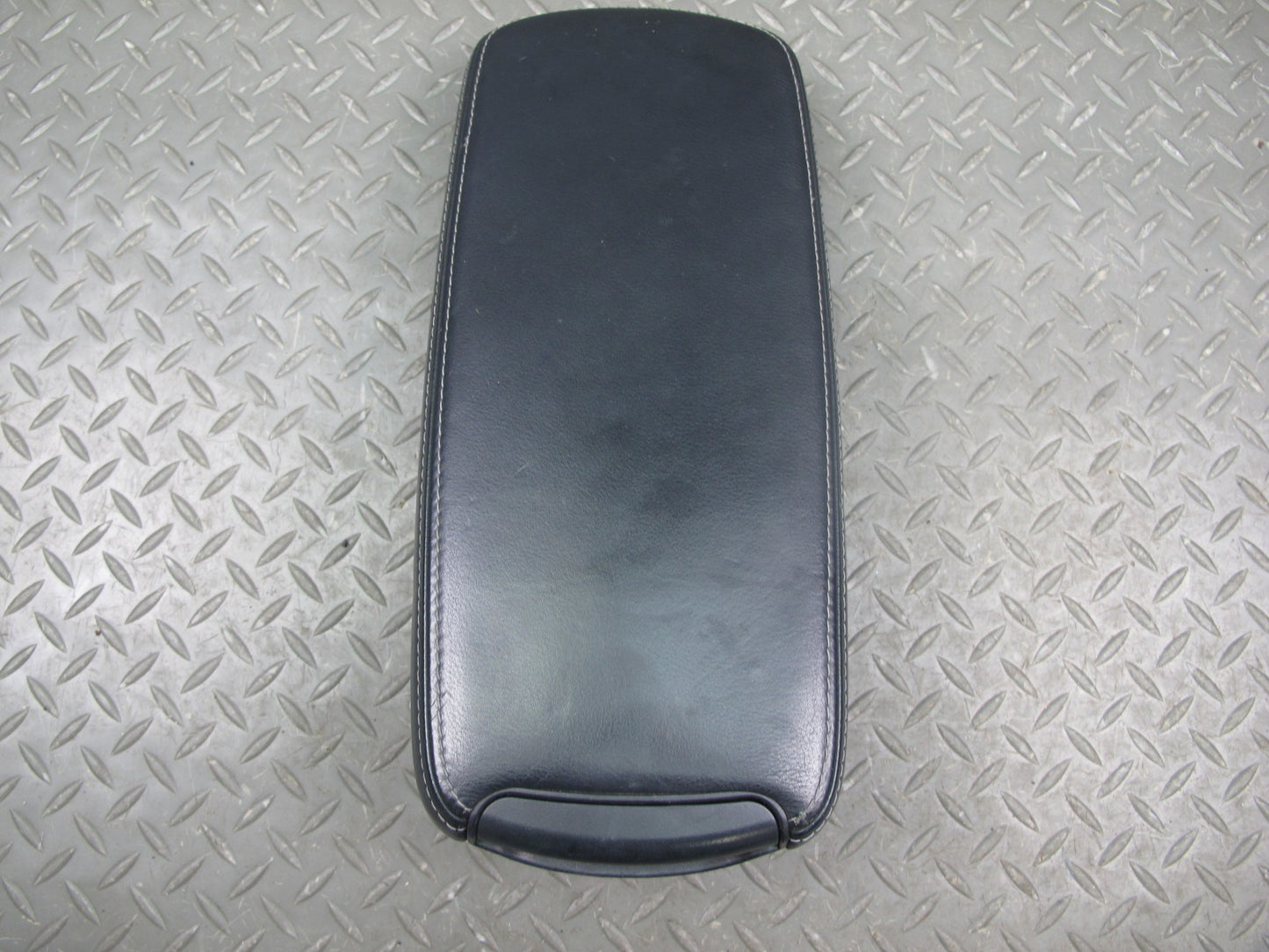 10-13 Lexus GSE20L IS350 IS250 Front Center Console Armrest Leather Black OEM