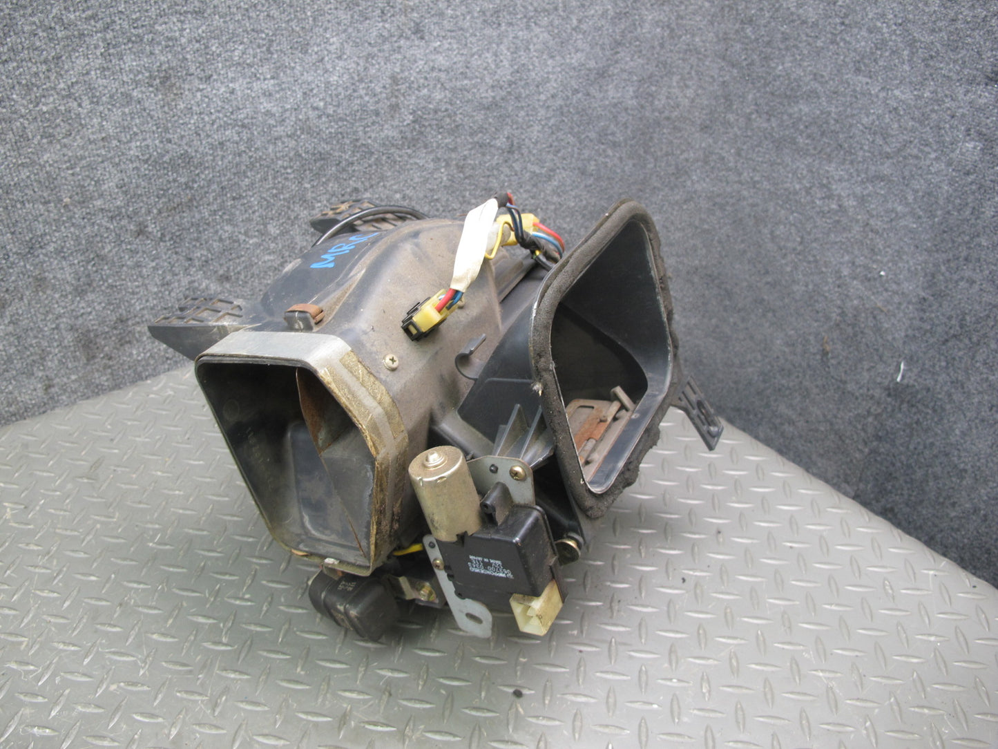 86-88 Mazda RX7 A/C Heater Blower Motor Fan Box 116200-4613 OEM