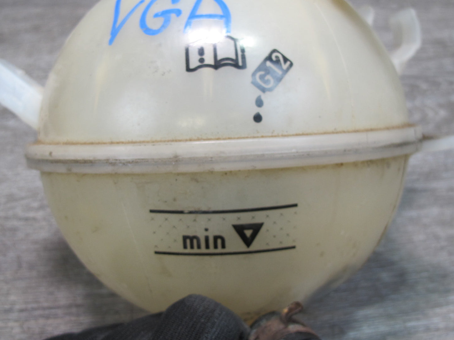 2008 VW R32 VR6 3.2L Engine Coolant Expansion Overflow Reservoir Tank OEM