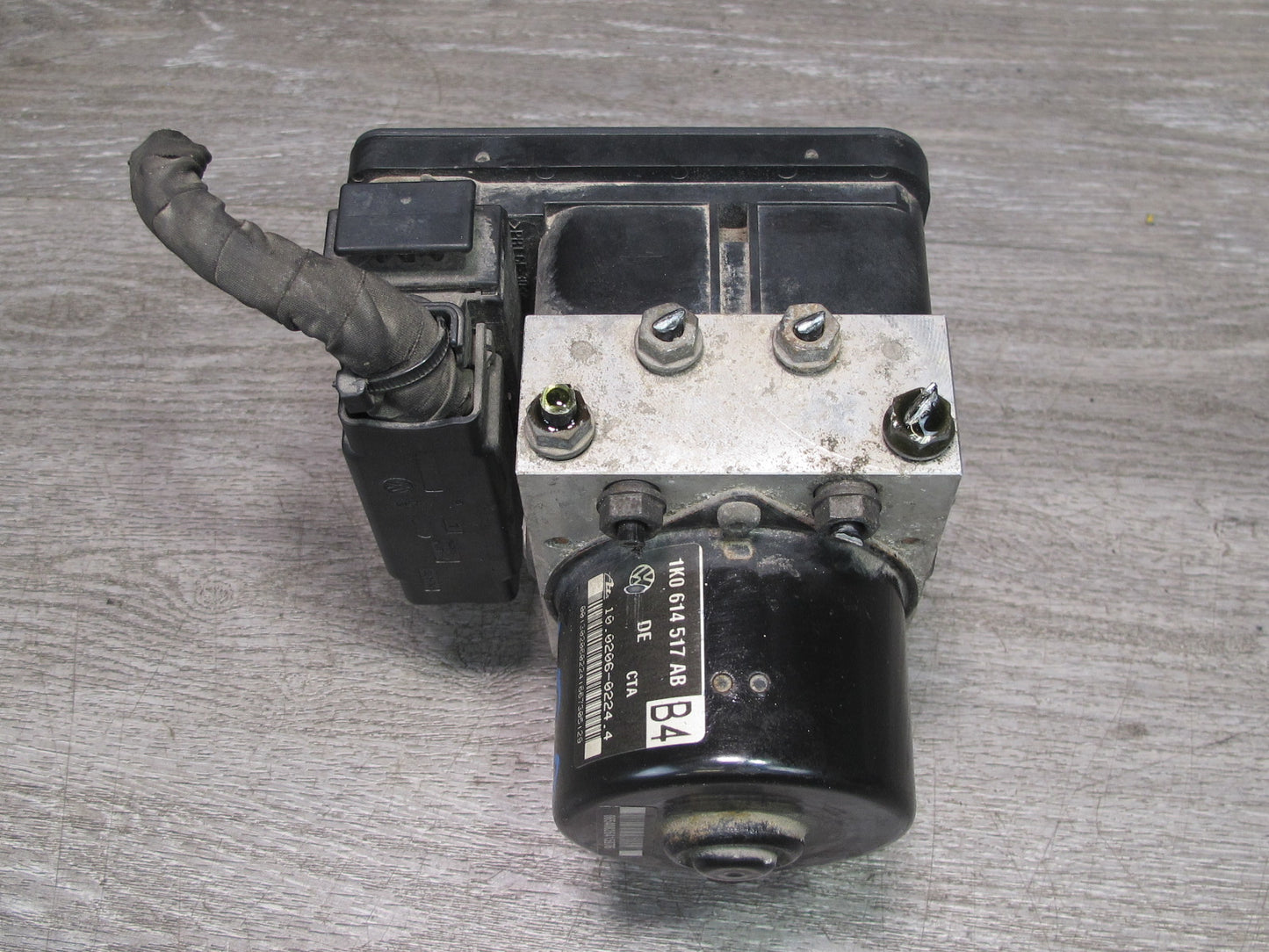 2008 VW R32 VR6 3.2L AWD Anti Lock Brake ABS Pump Module Unit 1K0614517AB OEM