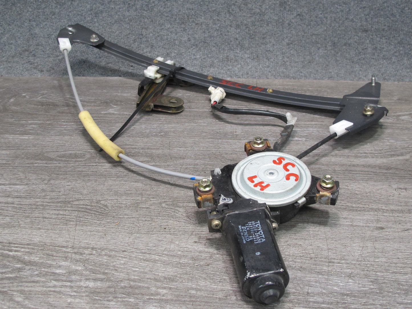 95-00 Lexus UZZ30L SC300 SC400 Left Driver Door Window Regulator w Motor OEM