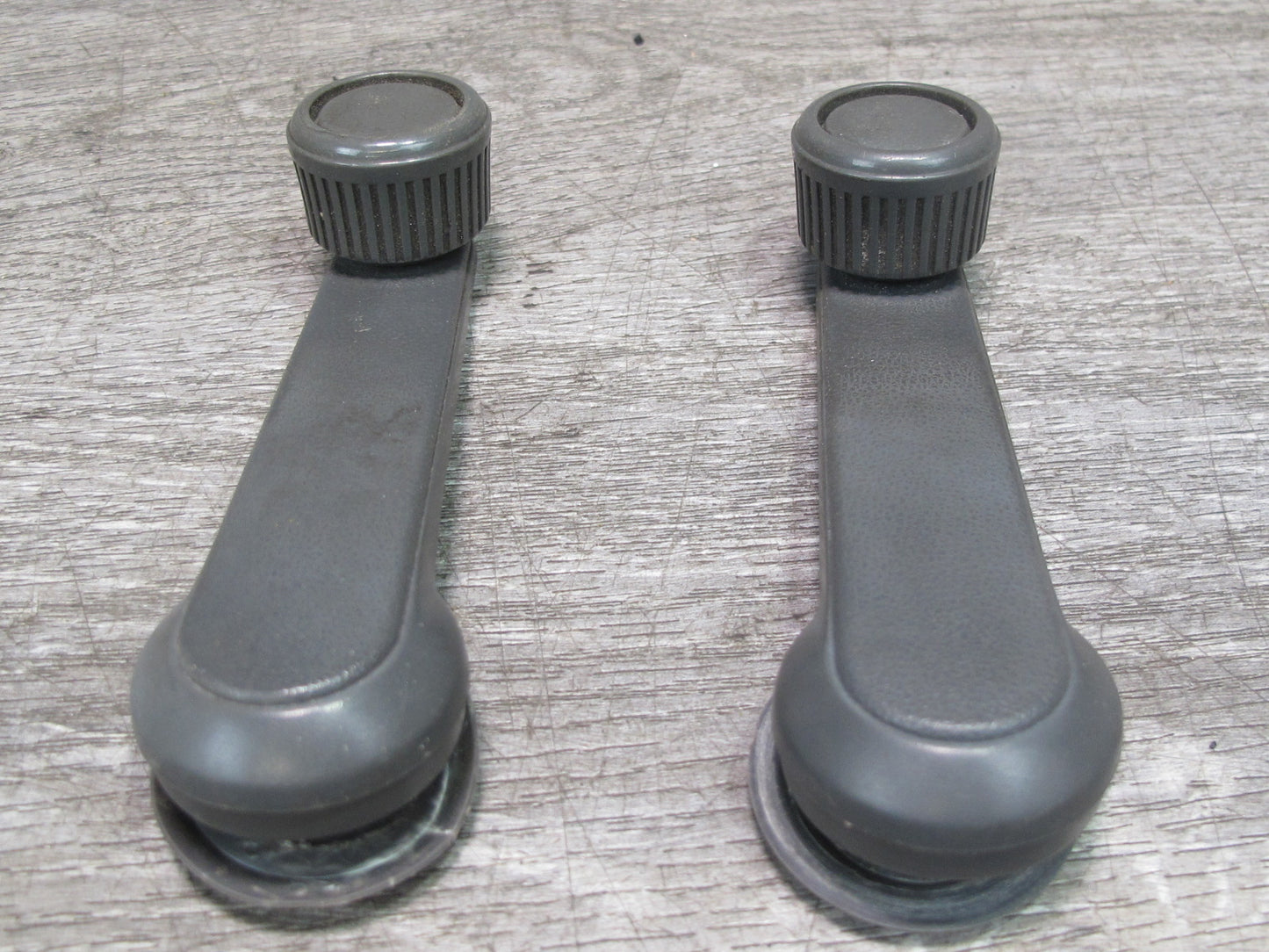 86-91 Mazda RX7 Set of 2 Left & Right Manual Window Crank Handle Gray OEM