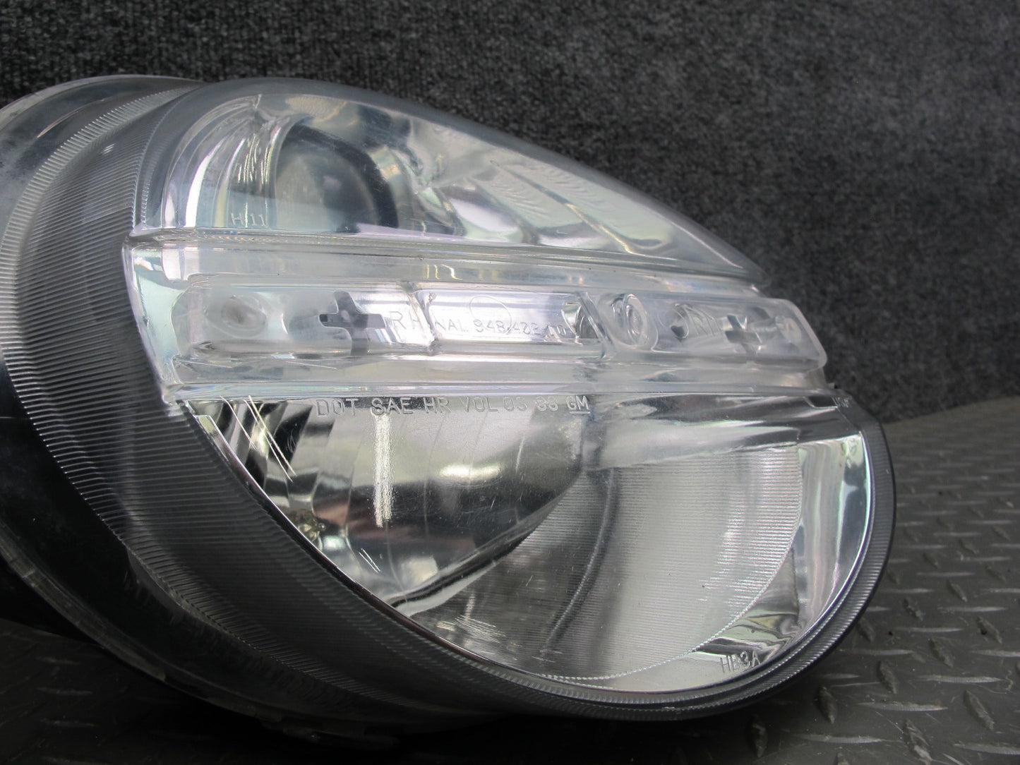 03-06 Chevrolet SSR Front Right Passenger Side Halogen Headlight Lamp OEM