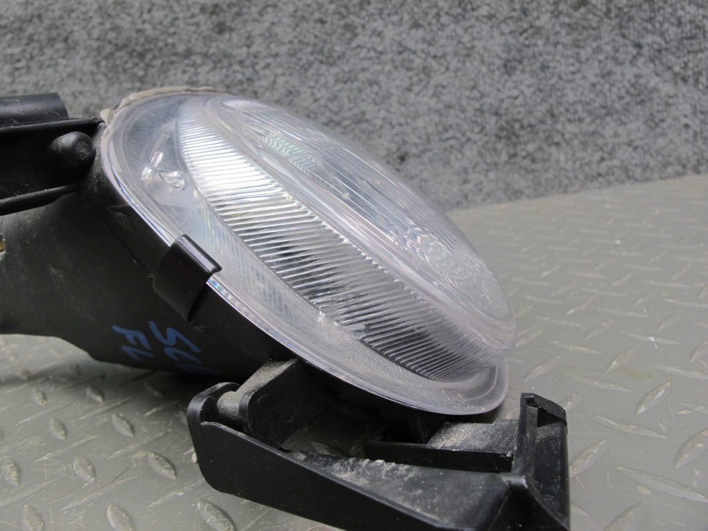 92-94 Lexus SC300 SC400 Set of 2 Front Inner High Beam Headlight Lamp OEM