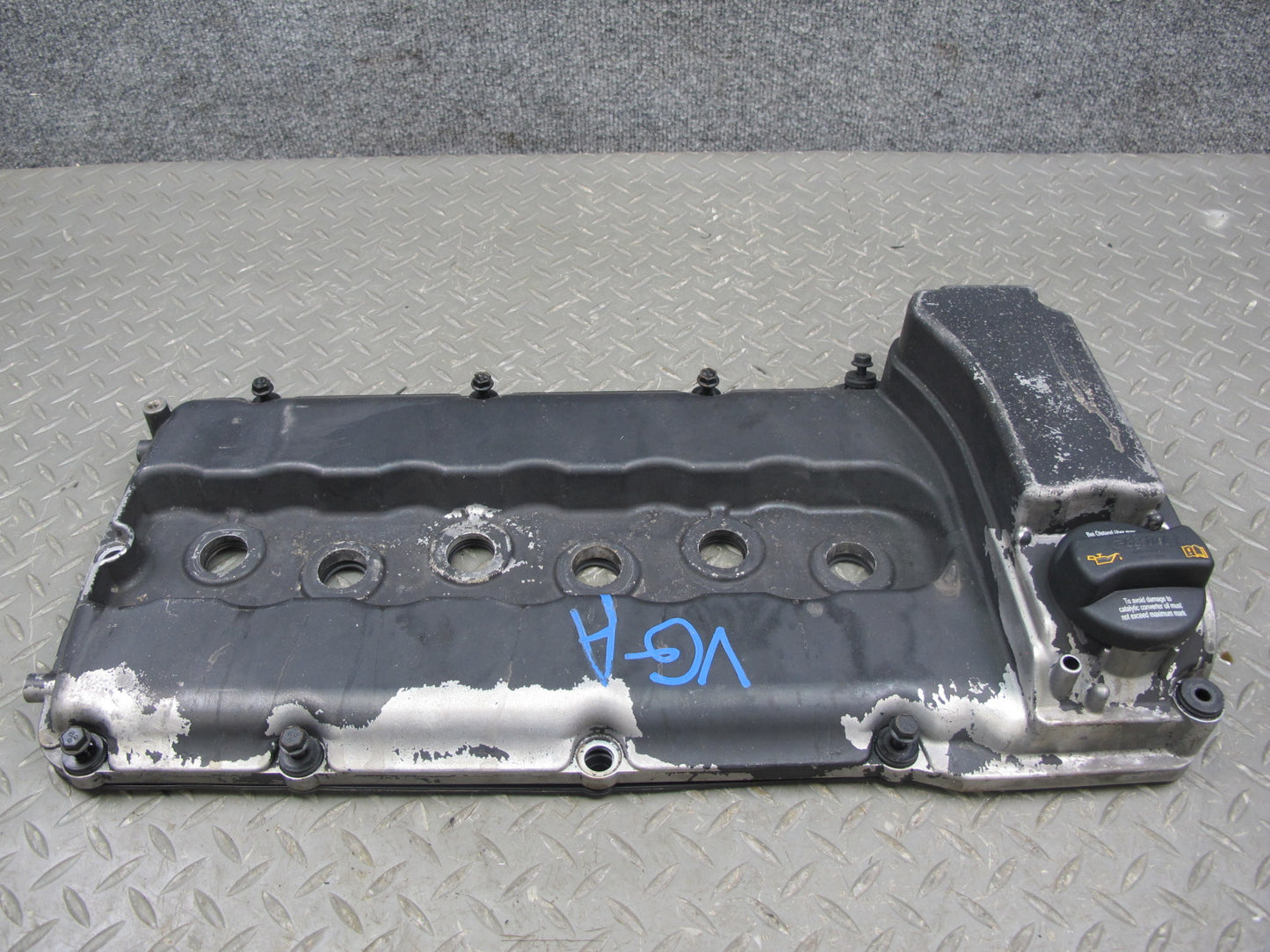 07-08 VW EOS Golf R32 MK5 VR6 3.2L Engine Valve Cover 022103475AD OEM