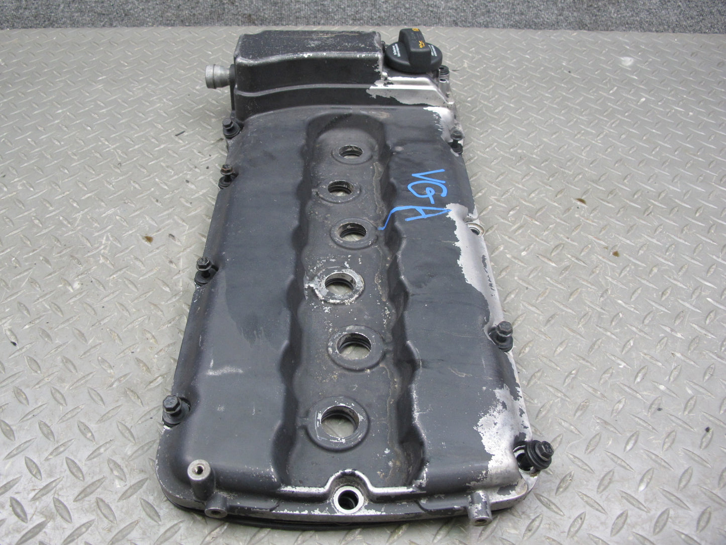 07-08 VW EOS Golf R32 MK5 VR6 3.2L Engine Valve Cover 022103475AD OEM