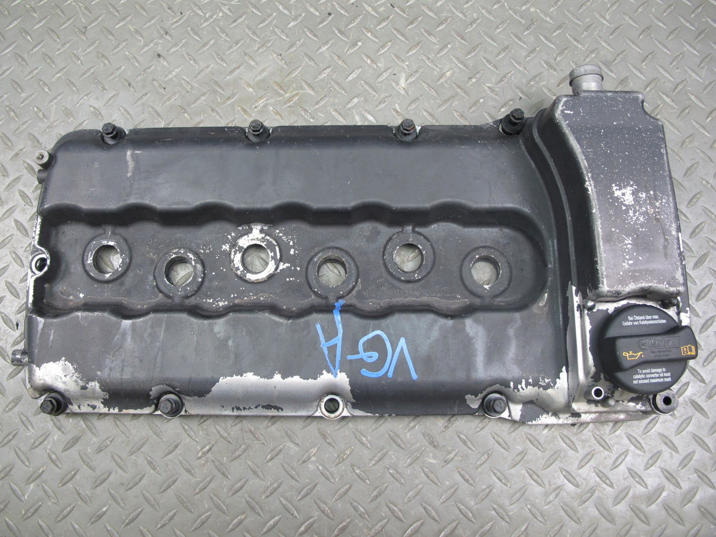 07-08 VW EOS Golf R32 MK5 VR6 3.2L Engine Valve Cover 022103475AD OEM