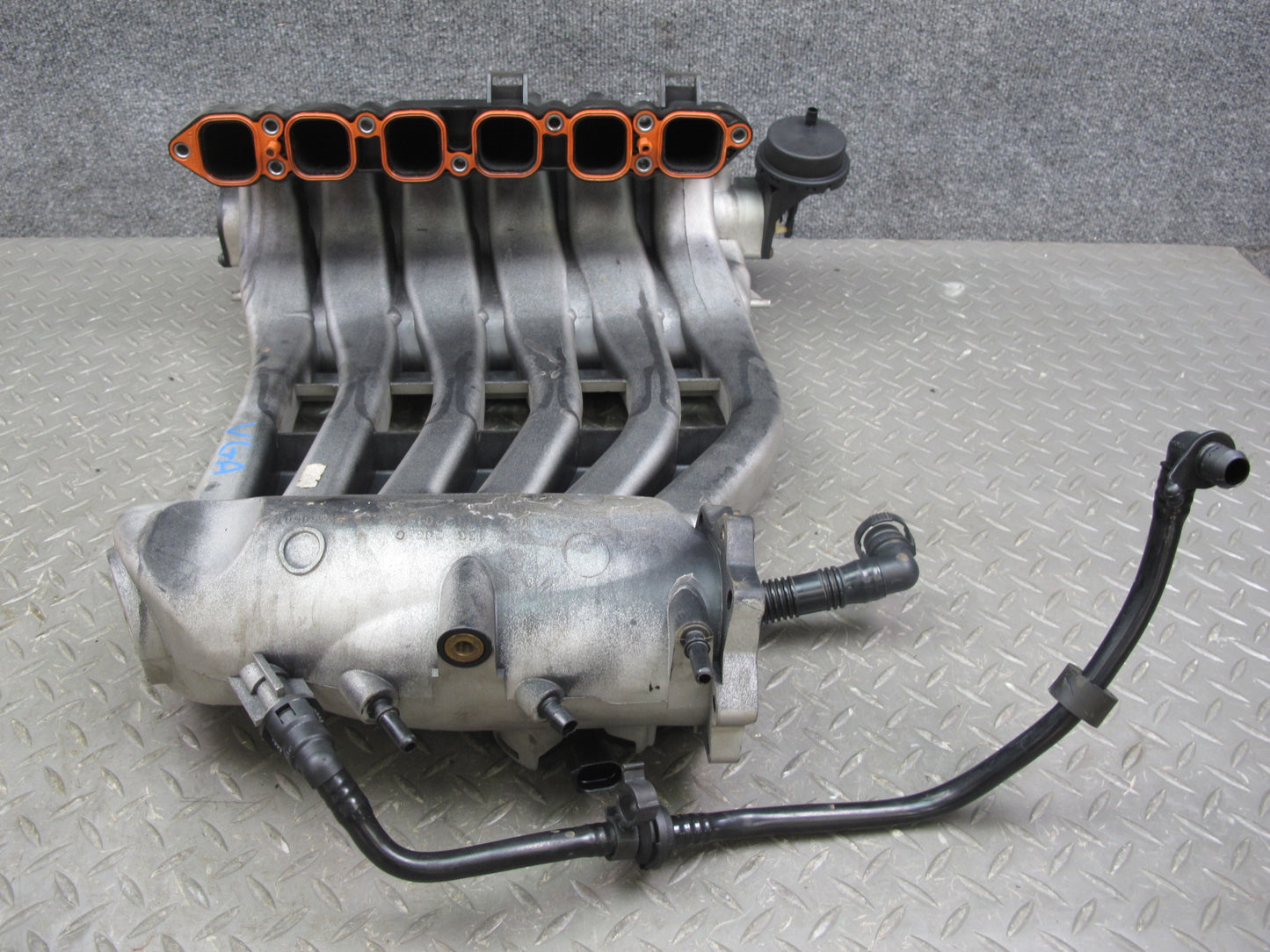 07-08 Volkswagen VW EOS Golf R32 MK5 VR6 3.2L Engine Intake Manifold OEM