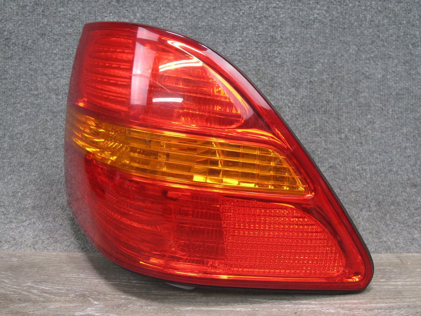 01-03 Lexus UCF30L LS430 Rear Right Outer Tail Light Lamp OEM