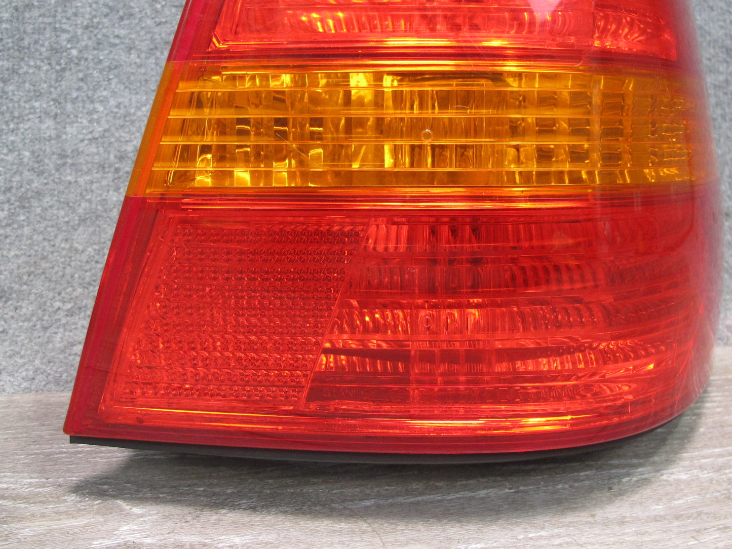 01-03 Lexus UCF30L LS430 Rear Right Outer Tail Light Lamp OEM