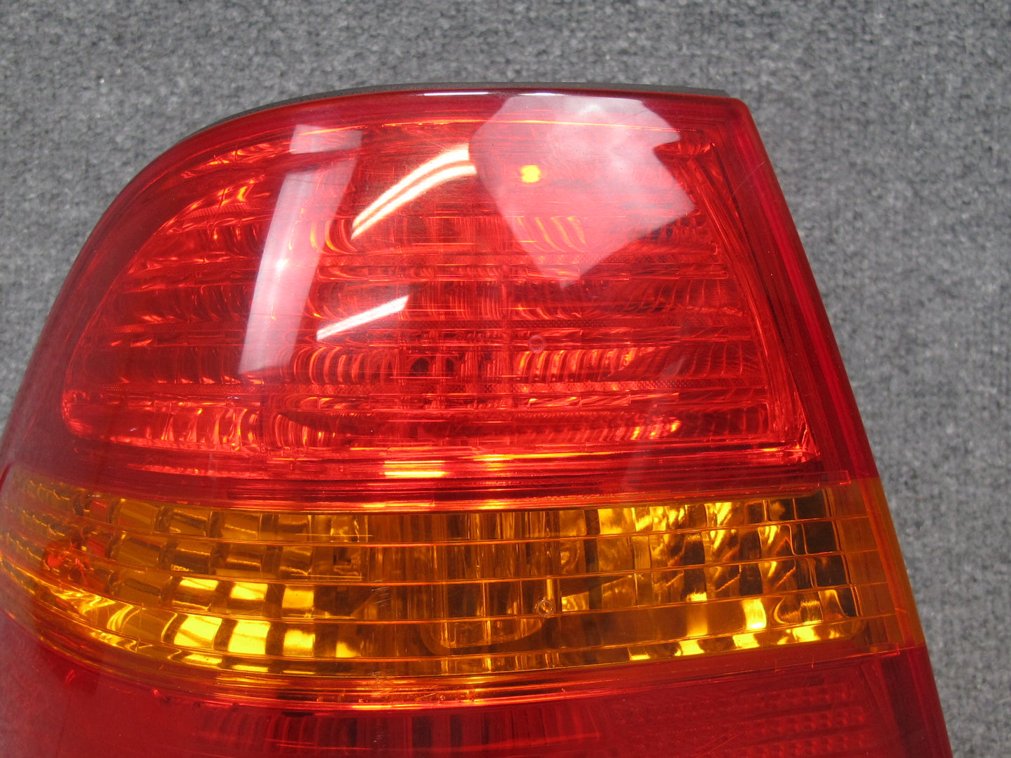 01-03 Lexus UCF30L LS430 Rear Left Outer Tail Light Lamp OEM