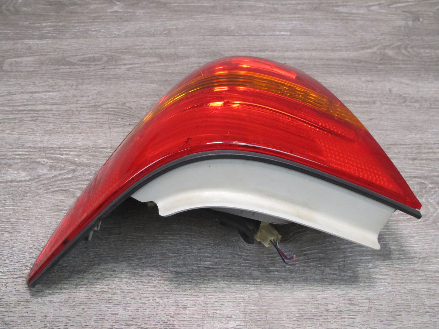 01-03 Lexus UCF30L LS430 Rear Left Outer Tail Light Lamp OEM