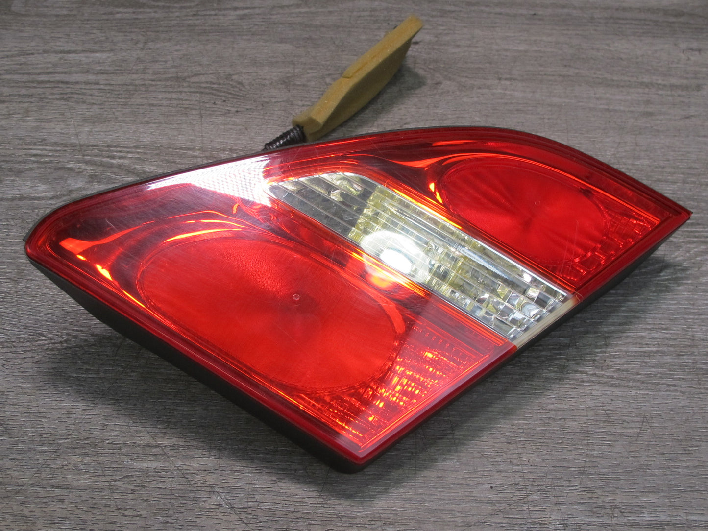 01-03 Lexus UCF30L LS430 Rear Right Inner Tail Light Lamp OEM