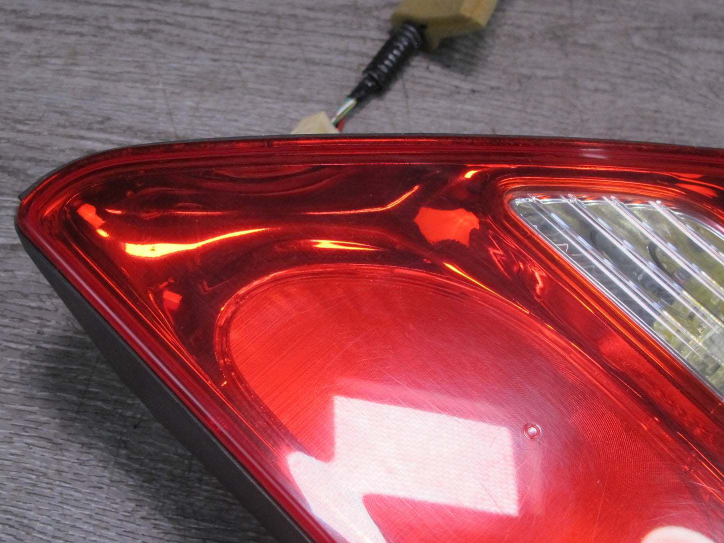 01-03 Lexus UCF30L LS430 Rear Right Inner Tail Light Lamp OEM