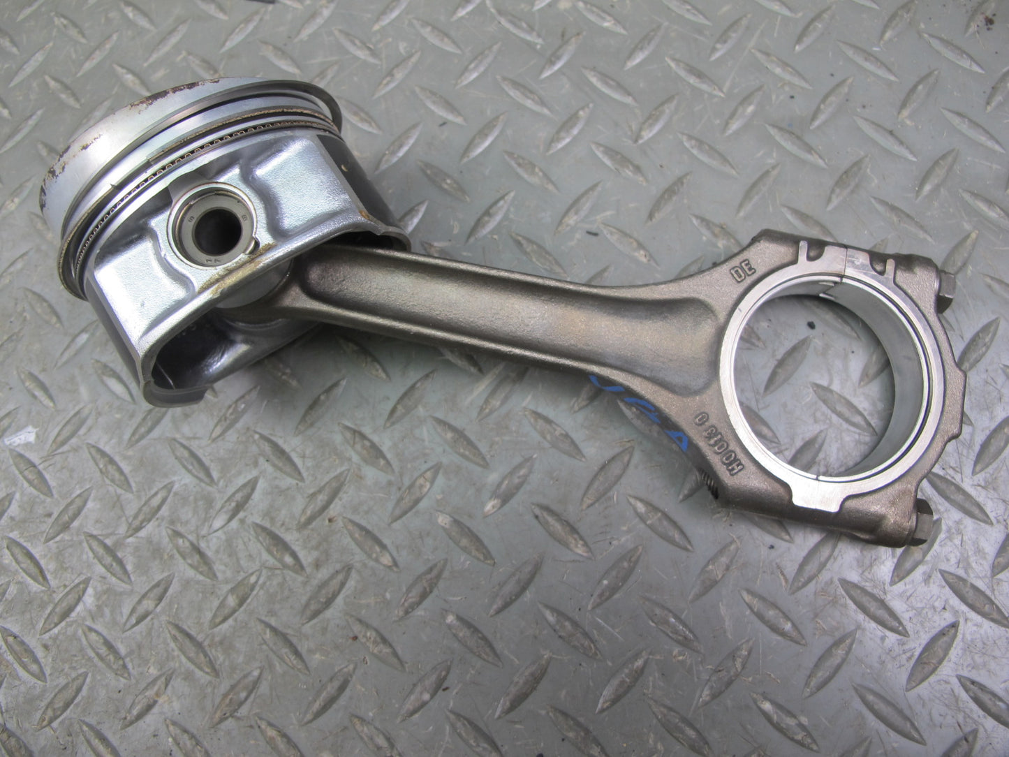 2008 VW Golf R32 MK5 VR6 3.2L Set of 6 Engine Piston Connecting Rod OEM