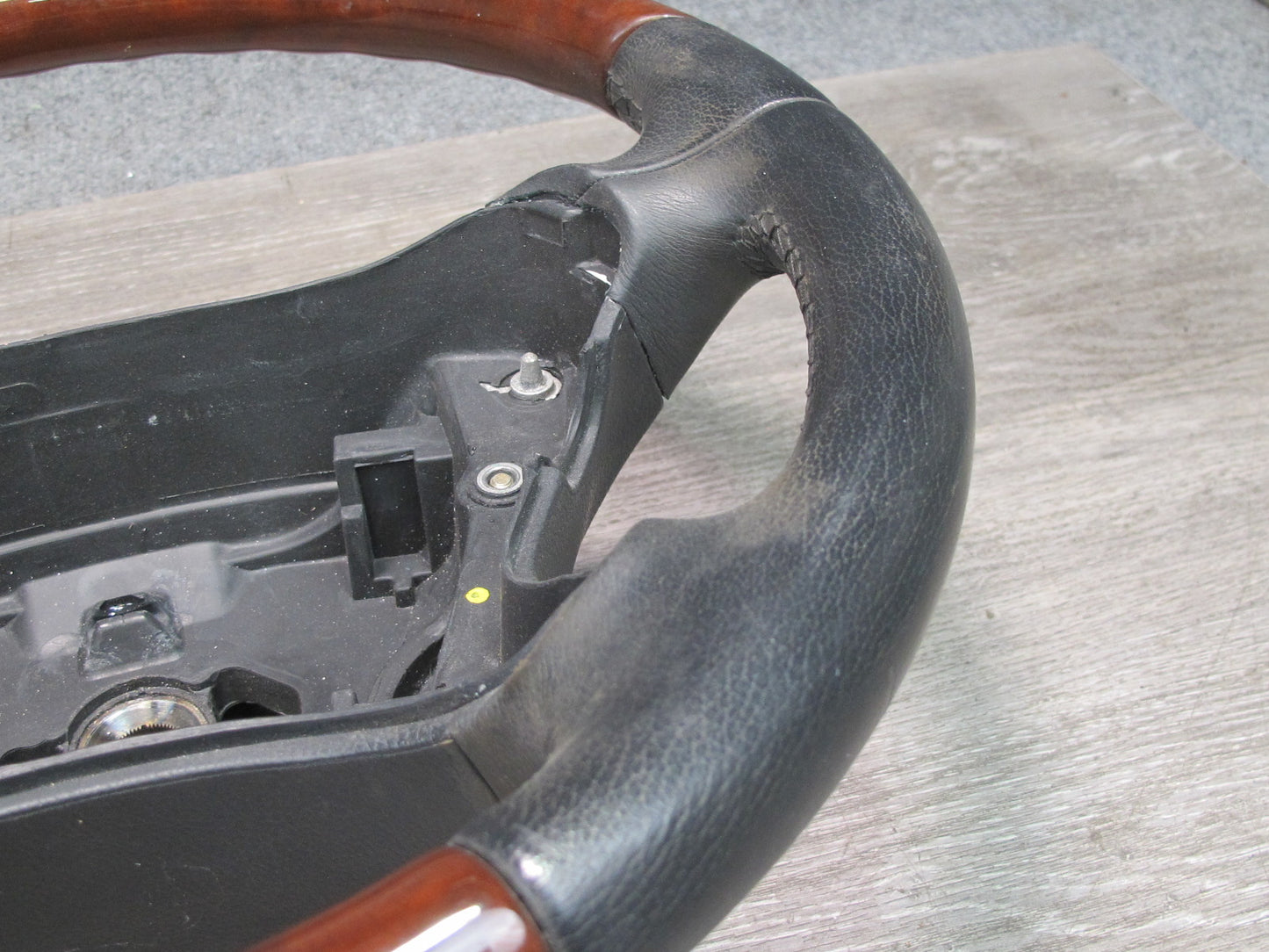 03-08 Mercedes R230 Sl-class Leather Wood Steering OEM