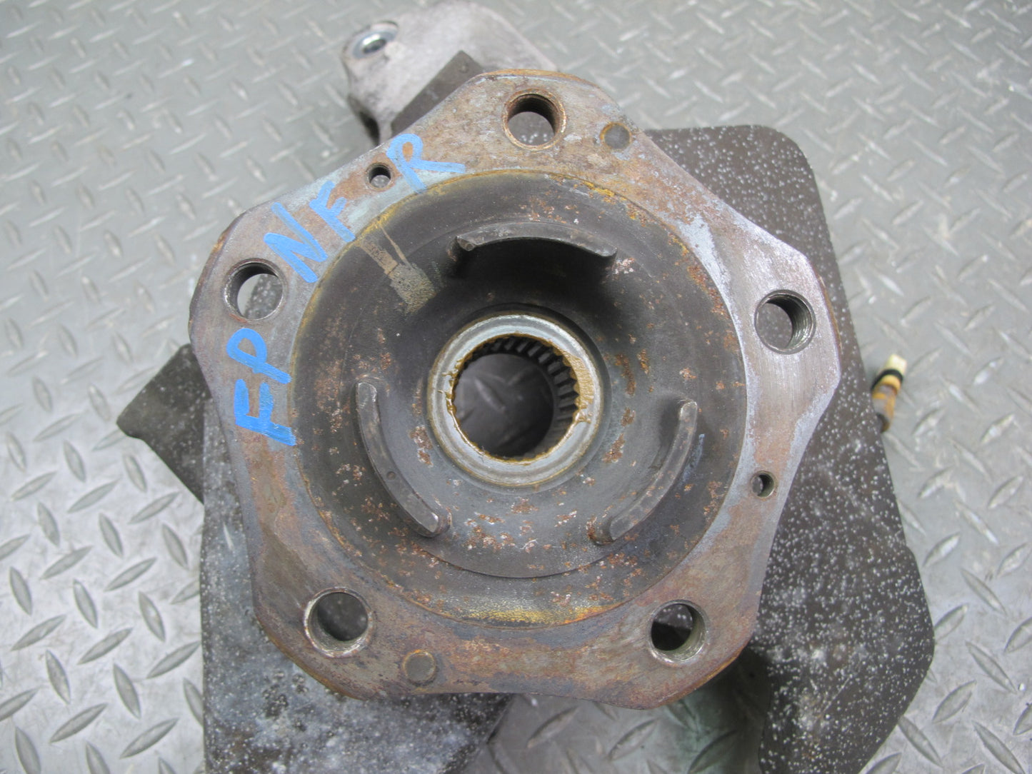 99-04 Porsche 911 996 Carrera 4 AWD Front Right Side Spindle Knuckle Wheel Hub